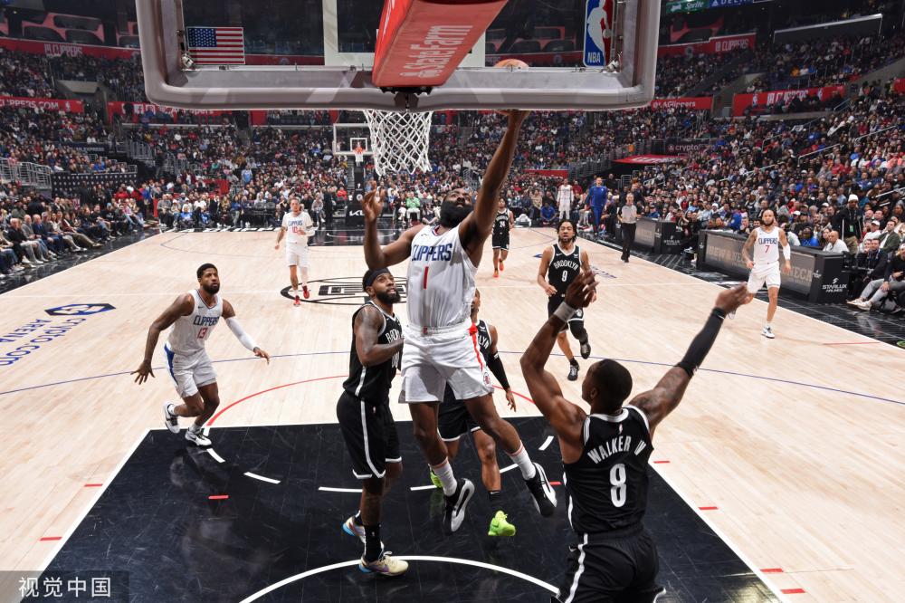 他们凭借 他们凭借